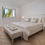 Luxury Glamour Near With Pool And Sauna *