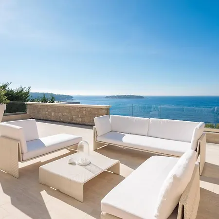 Luxury Seafront Glamour With Private Pool, Sauna And Gym At The In Villa Primošten