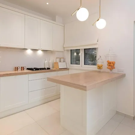 Villa Luxury Seafront Glamour With Private Pool, Sauna And Gym At The In Primosten