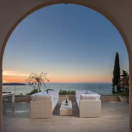 Luxury Seafront Glamour With Private Pool, Sauna And Gym At The In * Primosten