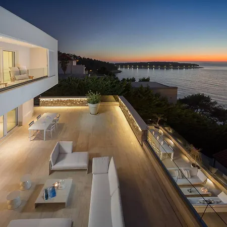 Luxury Seafront Glamour With Private Pool, Sauna And Gym At The In Primošten