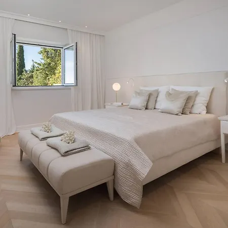 Luxury Glamour Near With Pool And Sauna *