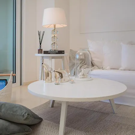 Luxury Seafront Glamour With Private Pool, Sauna And Gym At The In *