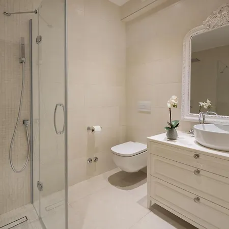 Villa Luxury Seafront Glamour With Private Pool, Sauna And Gym At The In Primosten