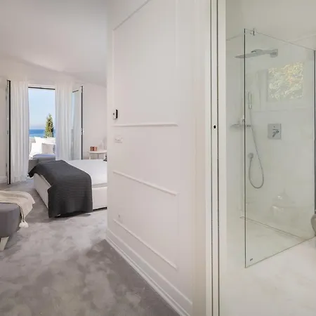 Luxury Seafront Glamour With Private Pool, Sauna And Gym At The In * Primošten