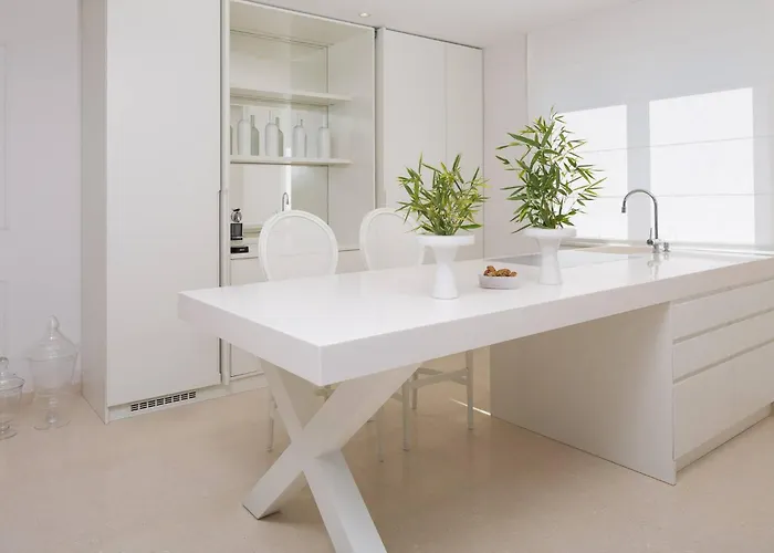 Villa Luxury Seafront Glamour With Private Pool, Sauna And Gym At The In *