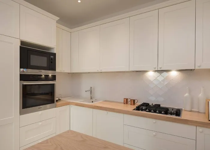 Luxury Seafront Glamour With Private Pool, Sauna And Gym At The In Villa Primosten