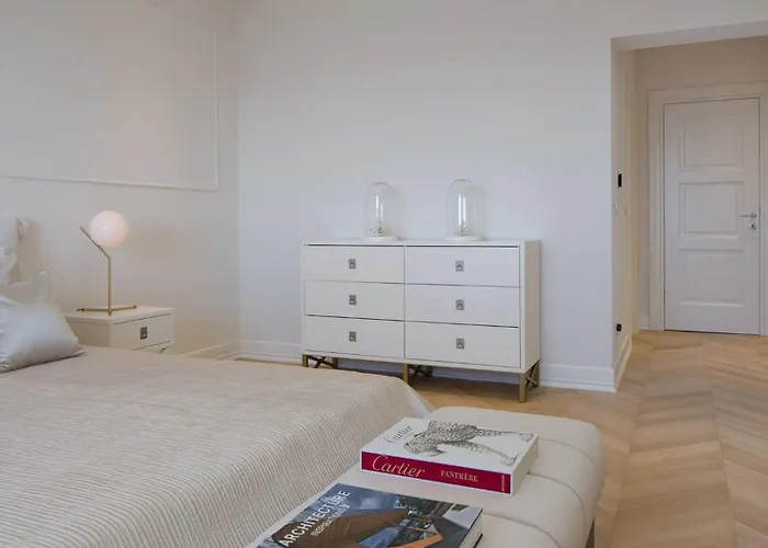 Villa Luxury Seafront Glamour With Private Pool, Sauna And Gym At The In *