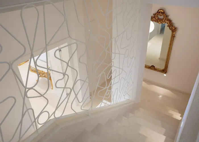 Luxury Seafront Glamour With Private Pool, Sauna And Gym At The In *