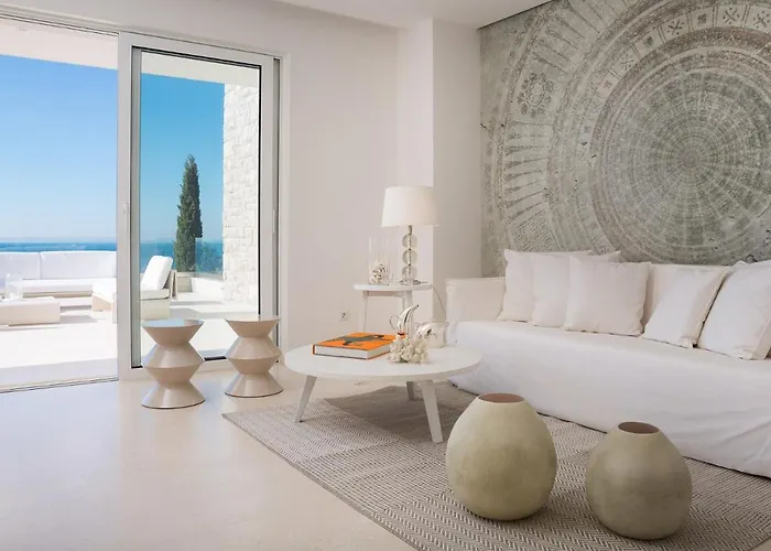 Luxury Seafront Glamour With Private Pool, Sauna And Gym At The In Villa Primošten