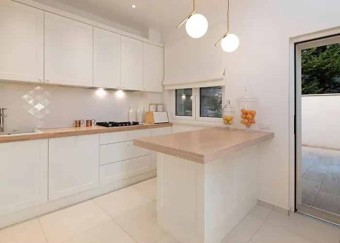 Luxury Seafront Glamour With Private Pool, Sauna And Gym At The In * Primošten