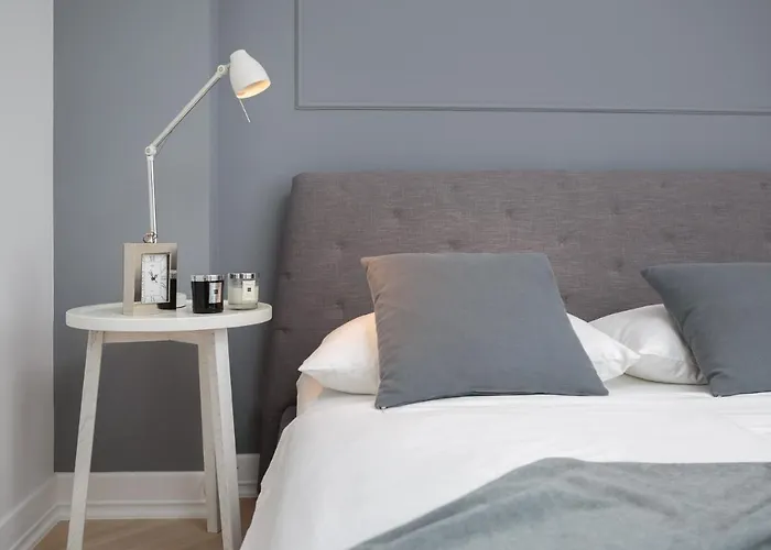 Luxury Seafront Glamour With Private Pool, Sauna And Gym At The In Villa