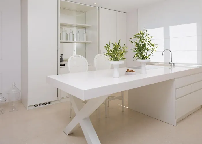 Luxury Seafront Glamour With Private Pool, Sauna And Gym At The In Villa *